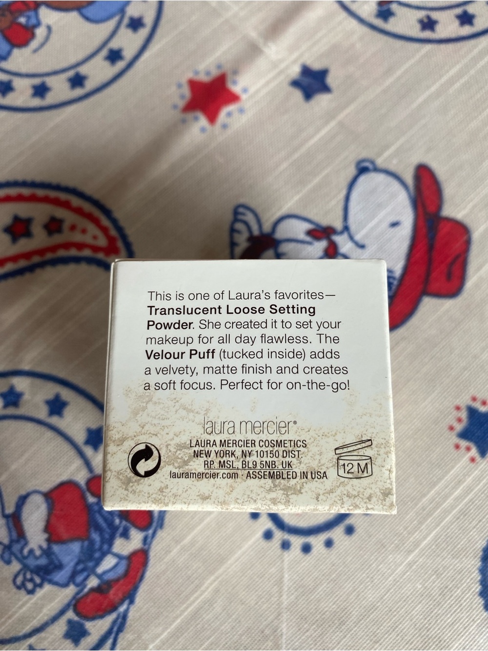 laura mercier White Powder Puff Box - Picture 3 of 6